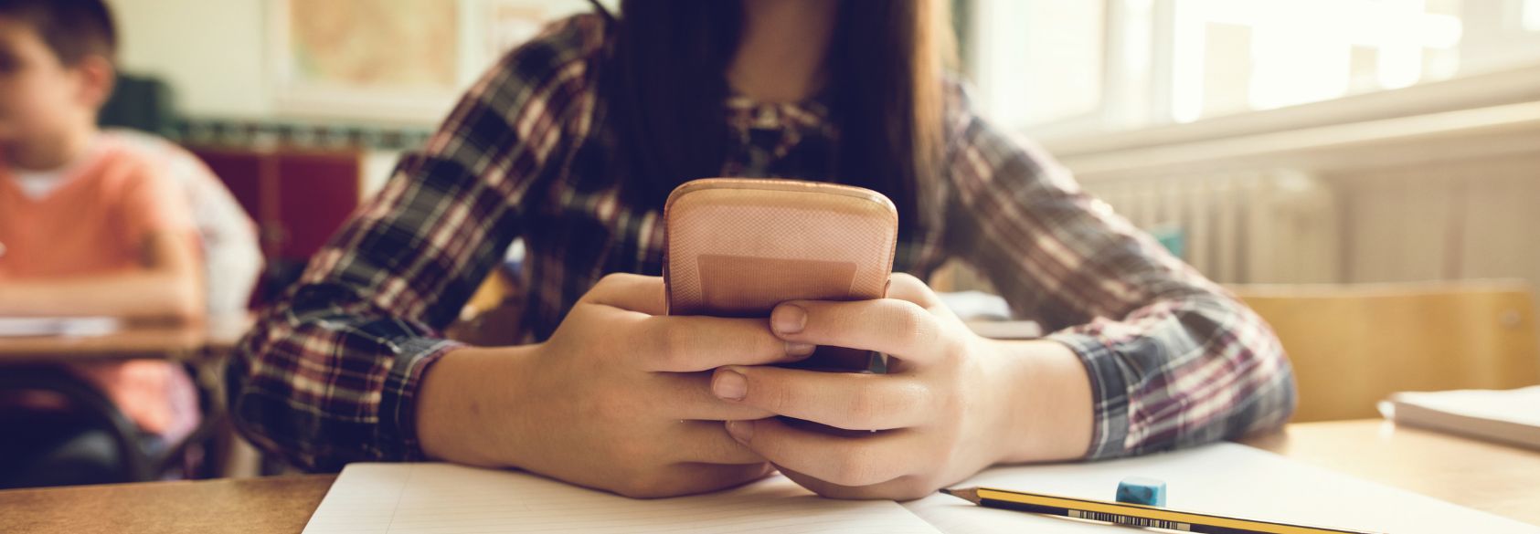 Should Cellphones Be Allowed in School? Why Teacher Voice Matters