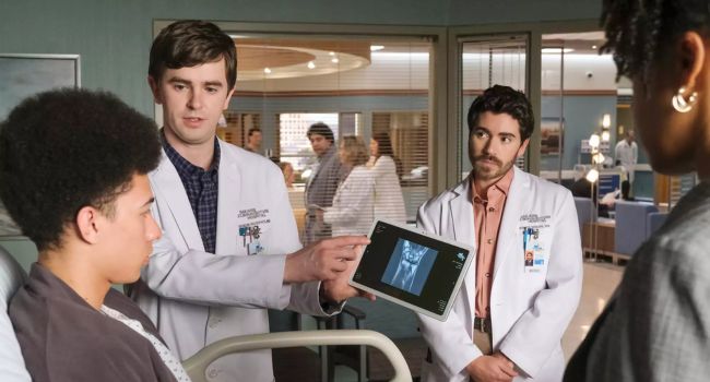 Freddie Highmore and Noah Galvin in 'The Good Doctor.'.